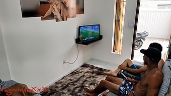 A Couple Watched One More Game Before Getting Into A Click Session With A Lot Of Cock In Her Ass Until She Squirts And Cums